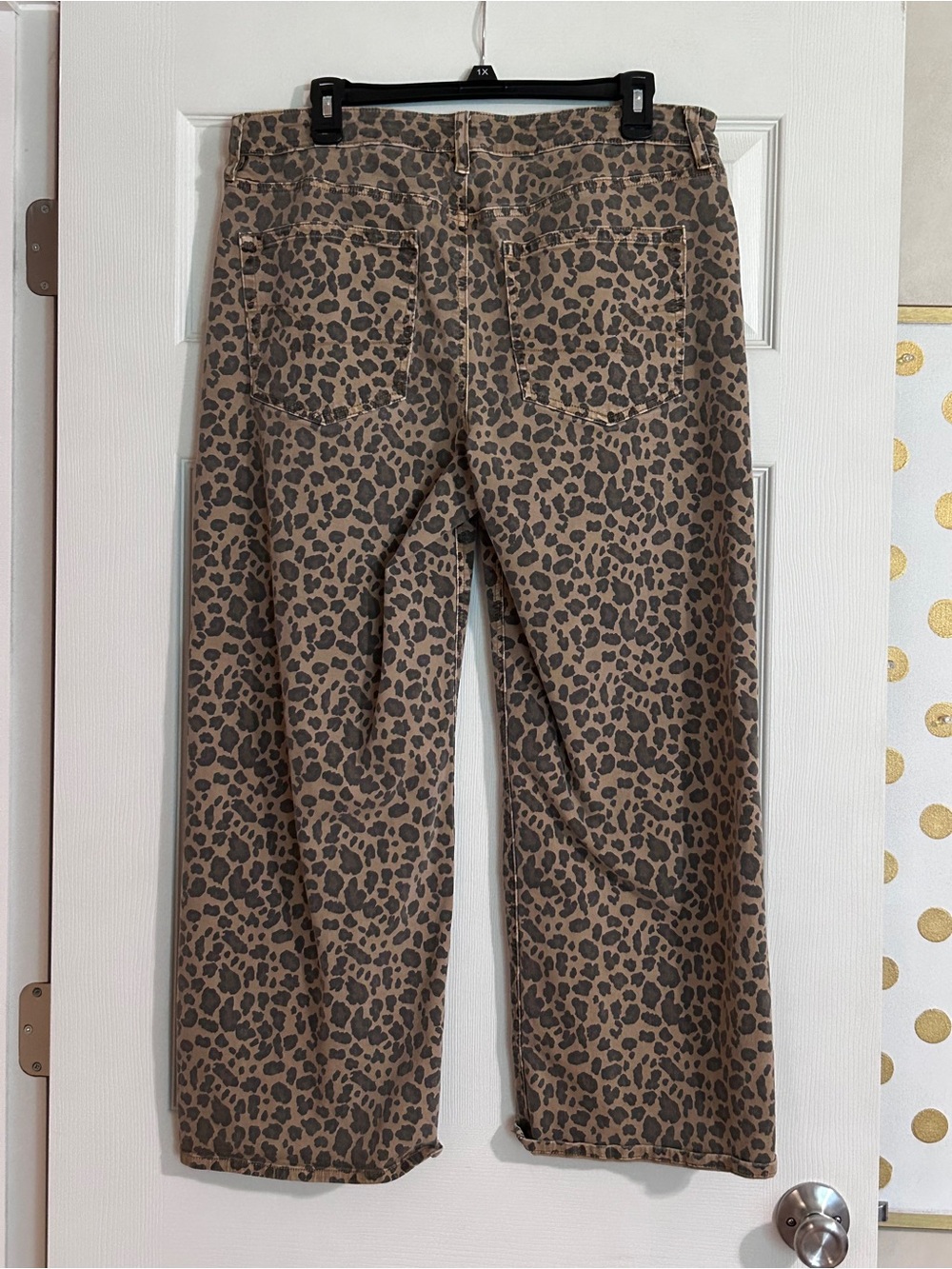American Eagle Outfitters Women's Leopard Print Jeans - Picture 3 of 3